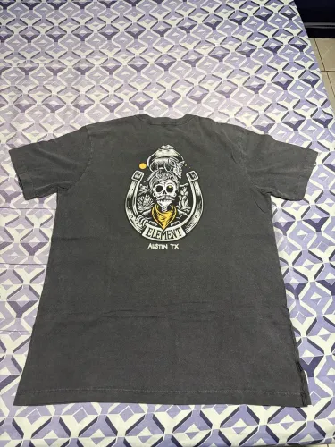 Camiseta Element 