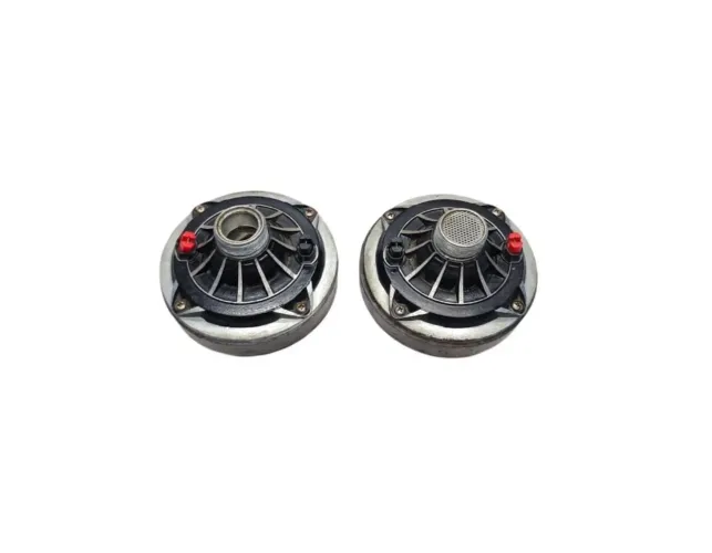Par Driver JBL Selenium D250 Trio de 200W RMS e 8 Ohms.