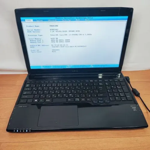 Notebook core I7, 8giga de RAM e HD 1 tera