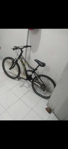 Bicicleta caloi aro 24