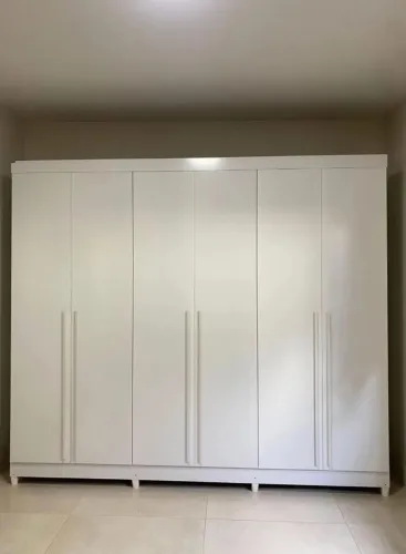 Guarda roupa casal branco - Alvorada