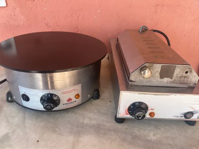 Máquinas de fazer crepe suíço e francês 