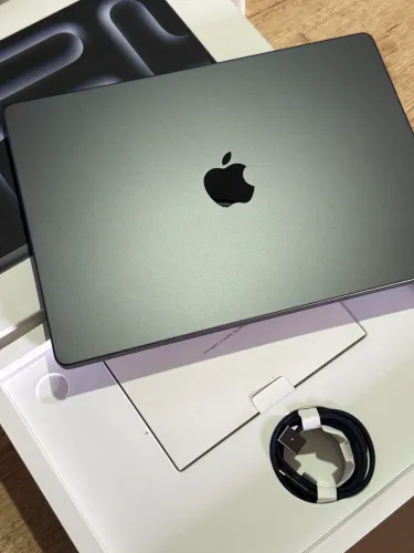 MacBook Pro 2025