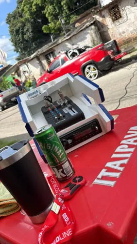 Vendo som automotivo