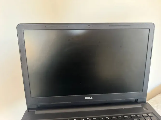 Notebook Dell Inspiron 15 3567 i5 / 8GB / SSD