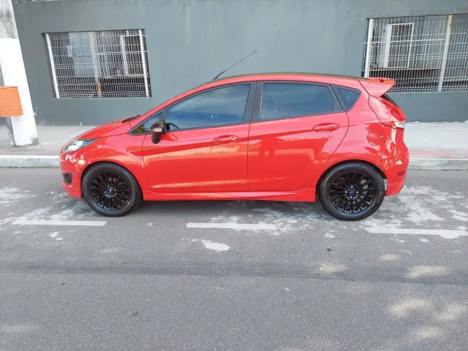 Ford Fiesta 1.6 16V Flex Mec. 5P 2016