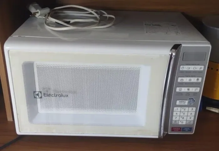 Micro-ondas Electrolux Branco Revisado Com Garantia de 90 Dias<br>