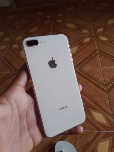 IPhone 8 Plus novo