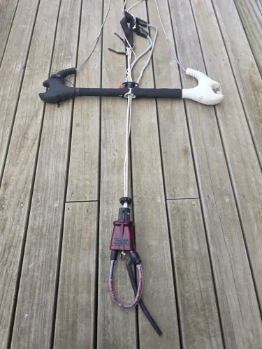 Barra de kite cabrinha - revisada e com cordas novas
