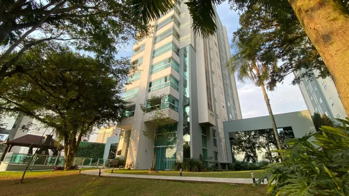 Apartamento com 103m privativos, 3 dorm., condomínio completo, localizado no Velha,