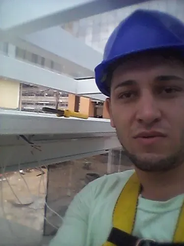 Eletricista e pintor trabalhamos energia solar em limpeza pros obra limpeza terreno
