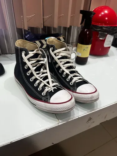 CONVERSE ALL STAR cano alto original usado, pouquíssimas avarias, tamanho 40
