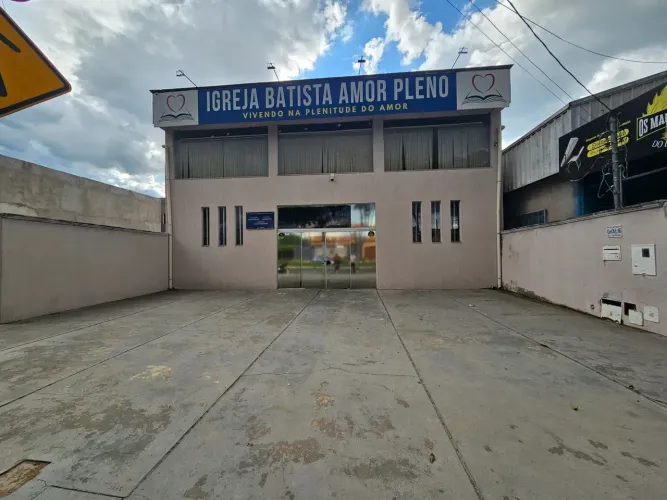 Imóvel para venda tem 360 metros quadrados com 2 quartos em Residencial Rio Verde - Goiâni