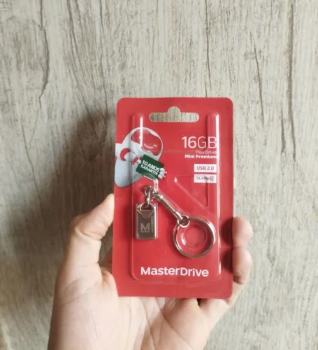 Pendrive 16 Gigas original estilo chaveiro 