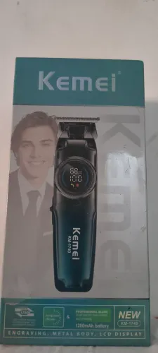 Maquina de cortar cabelo kemei
