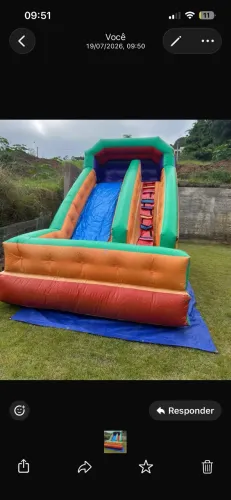 Tobogã inflável