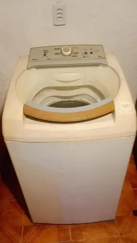 MAQUINA DE LAVAR ROUPAS 9KG Brastemp