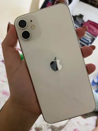 Vendo iPhone 11 64gb novo