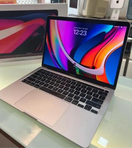 MACBOOK PRO 13 M2, 2022 USADO EM EXCELENTE ESTADO