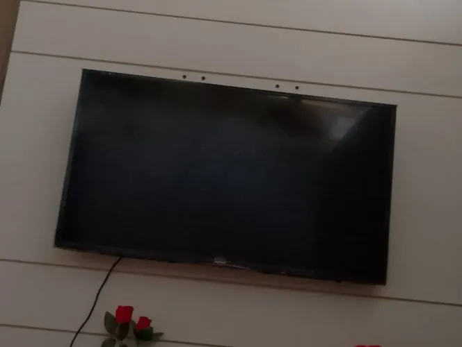 Tv Samsung 43 polegadas com defeito na luz de standby usada