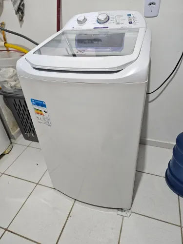 Máquina de lavar 8,5kg, em ótimo estado de conservação sem nenhum defeito