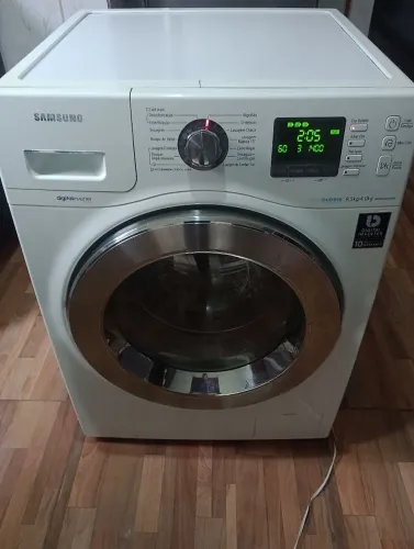 Lava e seca