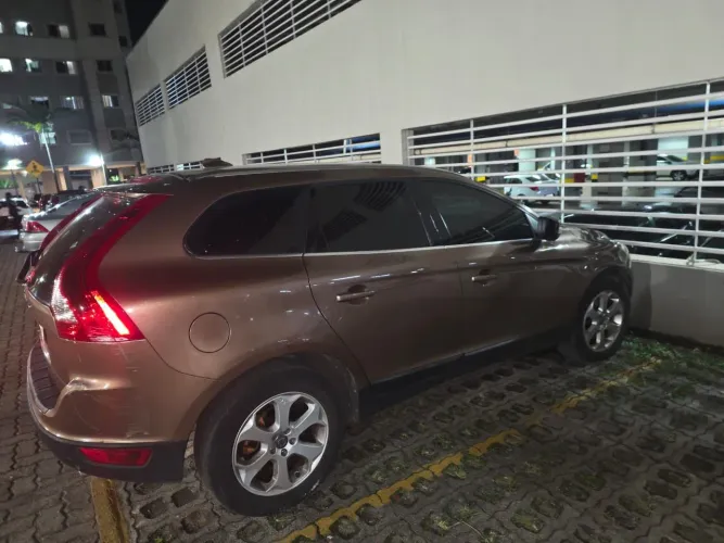 Volvo XC 60 3.0 AWD 5P 2011