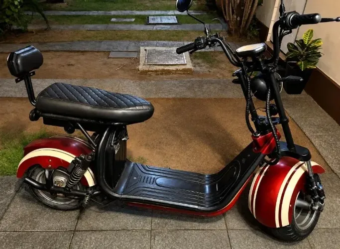 Scooter Eletrica X11 3000 Watts + capa de chuva impermeável com proteção UV