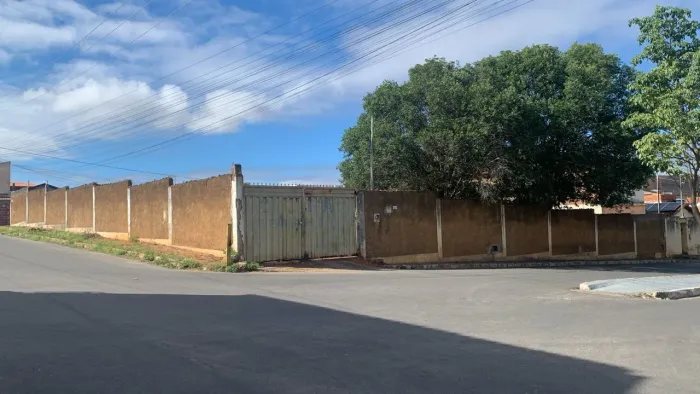 TERRENO/LOTES EM BRUMADO/BA - 923,56m²