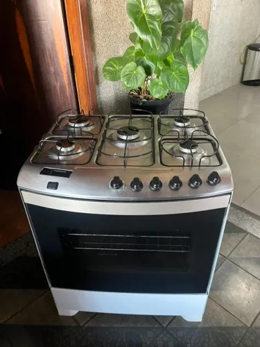 Fogão 5 bocas Brastemp