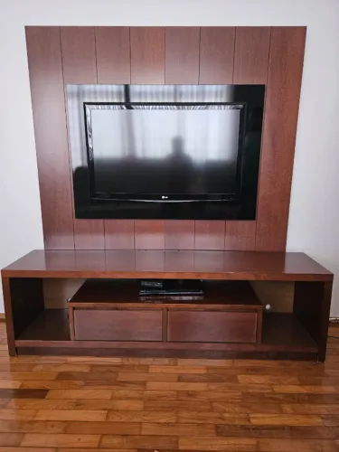 Painel e Rack para sala