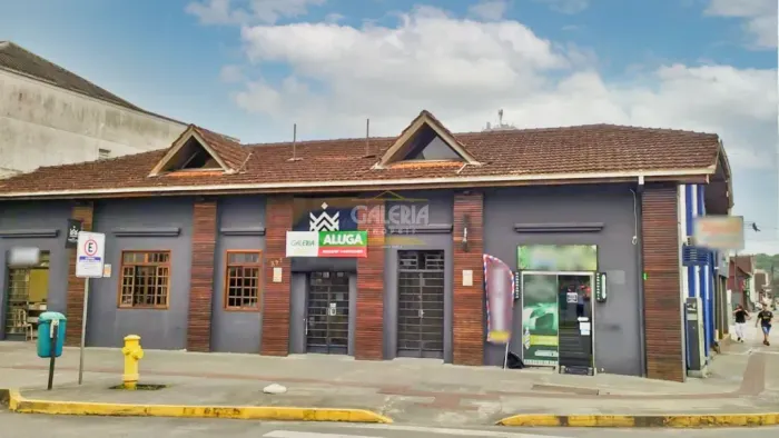 SALA COMERCIAL no CENTRO com 0 quartos para LOCAÇÃO, 109 m²