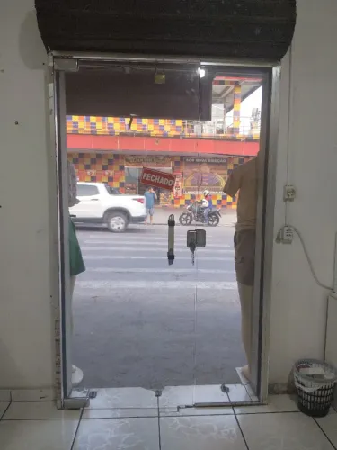 Porta de vidro de ponto comercial
