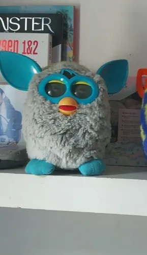 Furby cinza e azul 2010