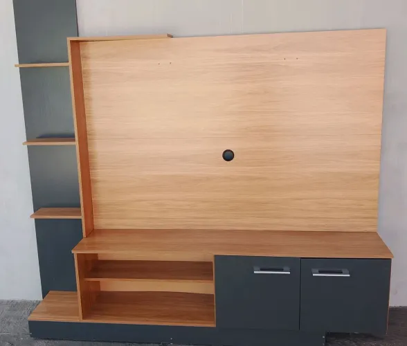 Rack com painel 