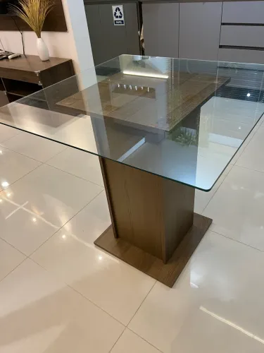 Mesa quadrada mdf e vidro 80x80