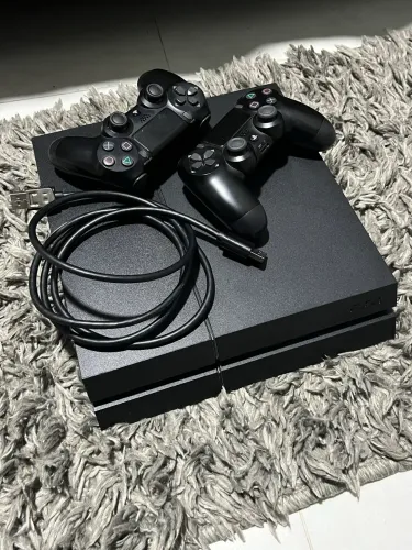 PlayStation ps4 500gb dois controle