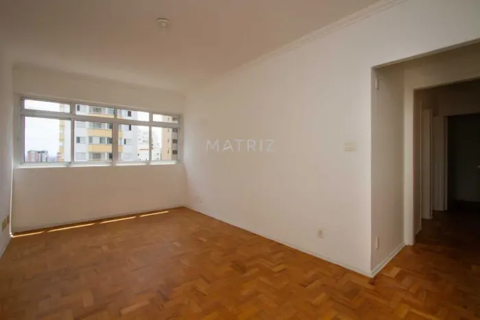 Apartamento : Padrão / Residencial / Higienópolis