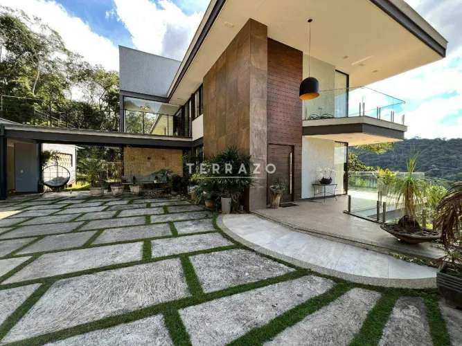 Casa em Condomínio à venda, 5 quartos, 5 suítes, 3 vagas, Quebra Frascos - Teresópolis/RJ