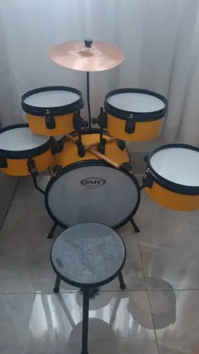 Bateria infantil 