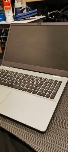 Notebook i5 (11°) + 8 ram + 256 SSD + Placa de video (MX330 2gb)