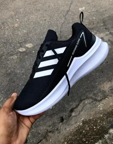 Teniss adidas preto