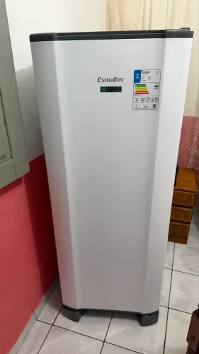 Geladeira/Refrigerador Esmaltec 1 Porta Branca 259L Roc35 Pro