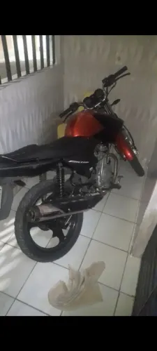 Vendo moto boa para o dia adia