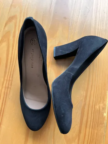 Título: Sapato Salto Grosso Regina Rios Preto - Tamanho 39
