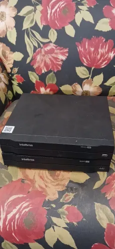 Sistema de segurança por câmeras Intelbras