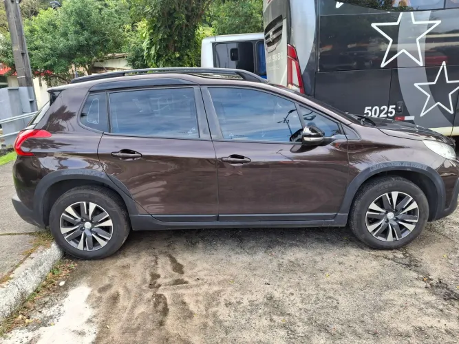 Peugeot 2008 Griffe 1.6 Flex 16V 5P Aut. 2020