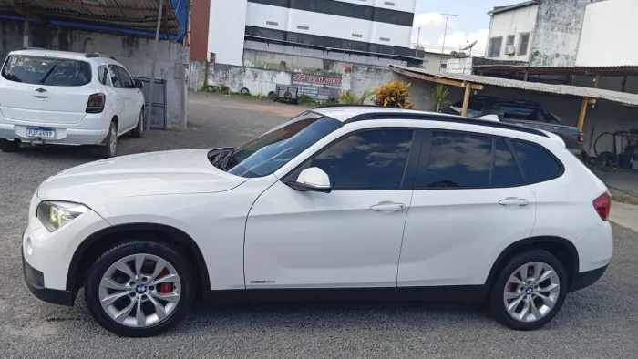 Sucata BMW X1 2013