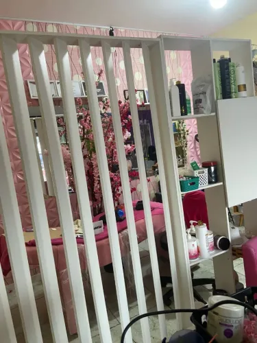 Vendo uma móvel casado com estante pra salão