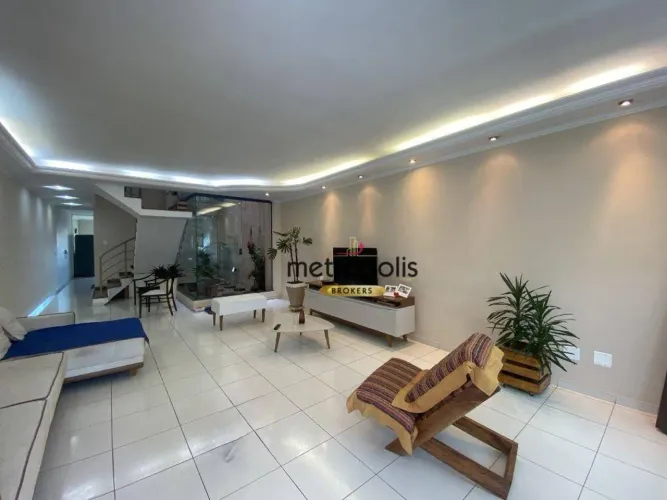 Sobrado com 3 dormitórios à venda, 420 m² por R$ 1.590.000,00 - Osvaldo Cruz - São Caetano